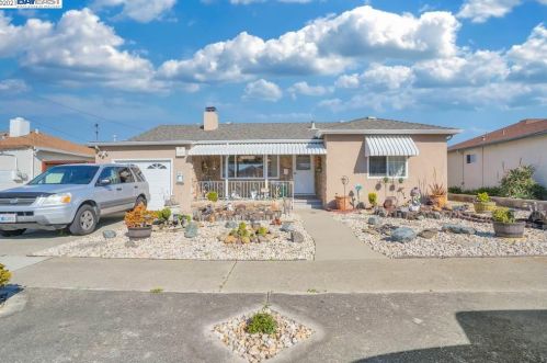 1236 Minerva St, San Leandro, CA 94577-1437