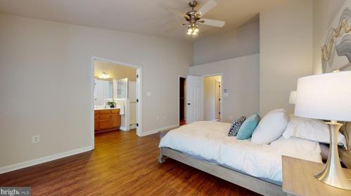 8459 Carmela Cir, Springfield VA  22153-4017 exterior