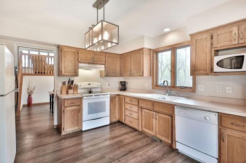 5228 East St, Saint Paul MN  55110-6500 exterior