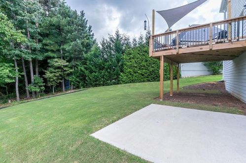 105 Greenbrier Way, Holly Springs GA  30114-5743 exterior