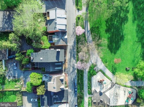 236 Marion St, Lancaster, PA 17602-2758