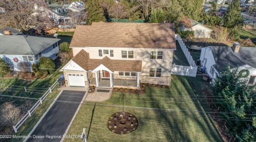 57 Louis Cir, Tinton Falls NJ  07701-6220 exterior