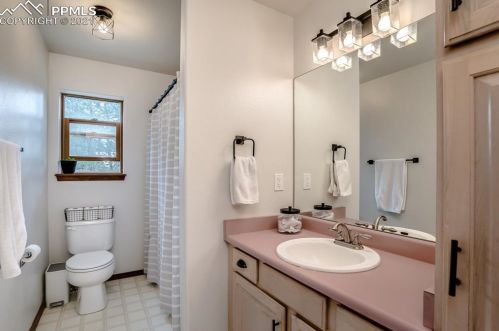 1148 Frst Hl Rd, Woodland Park CO 80863-1219 exterior