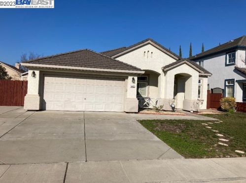 963 Grafton St, Manteca, CA 95337-8573