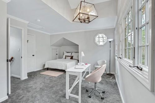 4175 Harrogate Dr, Atlanta GA  30327-3624 exterior