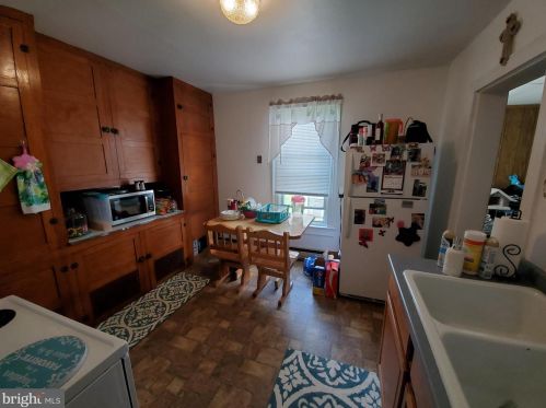 26 College Ave, Frostburg MD  21532-1741 exterior