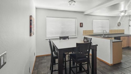 5185 Jomar Dr, Concord CA  94521-2339 exterior