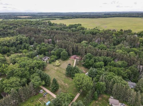 84 Quality Ave, St Marys Point, MN 55043-9587