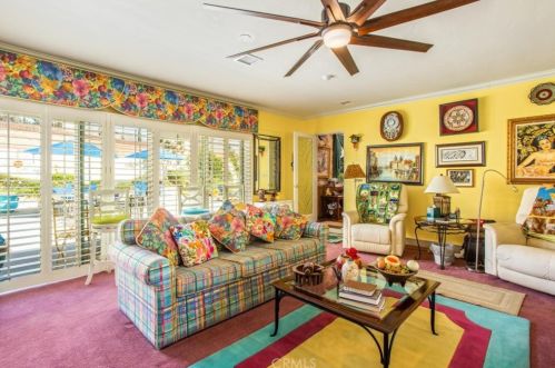 3520 Watkins Dr, Riverside CA  92507-4609 exterior