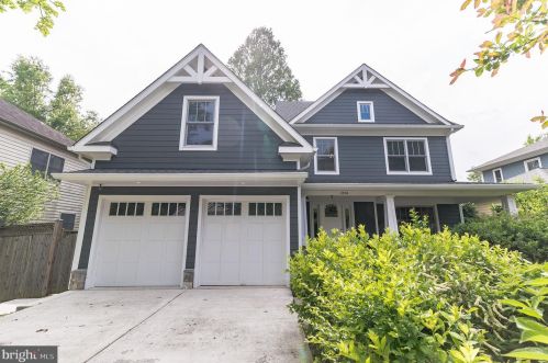 2356 Meridian St, Falls Church, VA 22046-2342