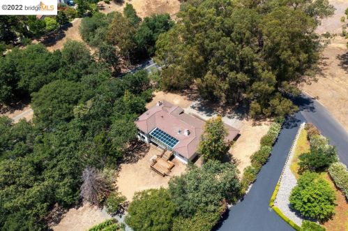 6 Pillon Real, Concord CA  94523-1622 exterior