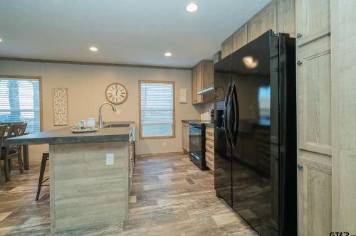 2396 Blocker Rd, Marshall TX 75672-3720 exterior