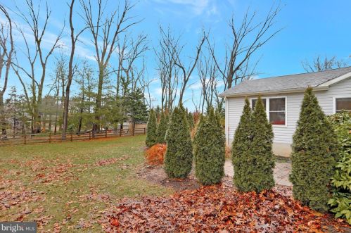 164 Ashley Dr, Shepherdstown WV  25443-4617 exterior