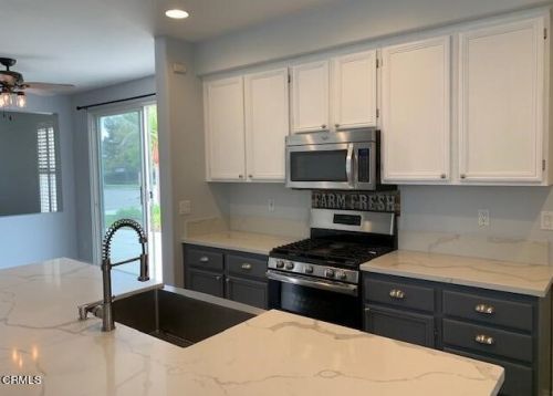 1519 Limonero Pl, Oxnard, CA 93030-2570