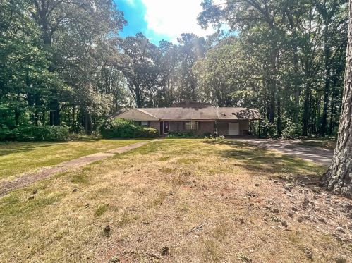 315 Eastside Dr, Thomaston, GA 30286-4440