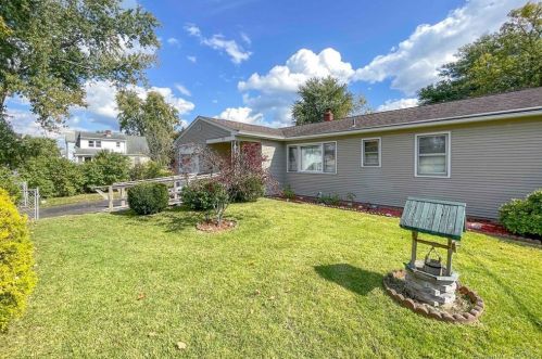 238 Clifton St, Wallingford, CT 06492-4422