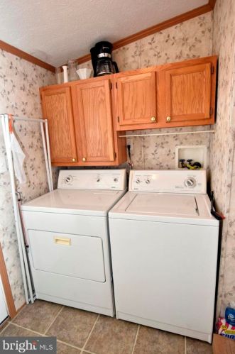 50 Raptor Dr, Hanover PA 17331-8158 exterior