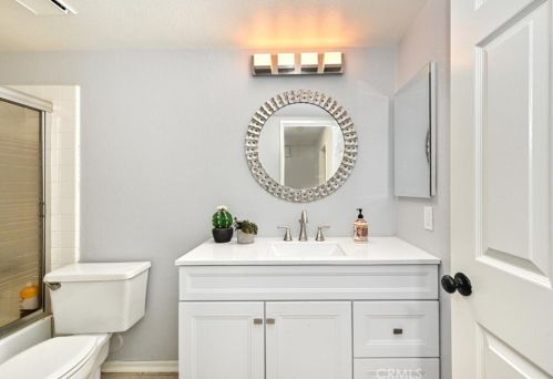 889 Sapphire Ln, Anaheim CA  92807-4864 exterior