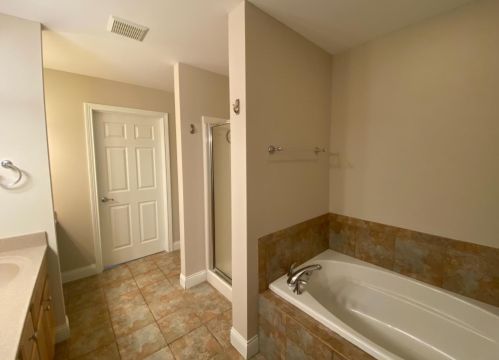 2528 Hackberry St, Cincinnati OH  45206-2145 exterior