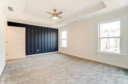 2616 Hackberry St, Cincinnati OH  45206-2121 exterior