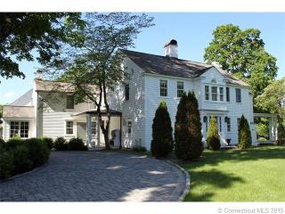 59 Sycamore Ave, Woodbury, CT 06798-3303
