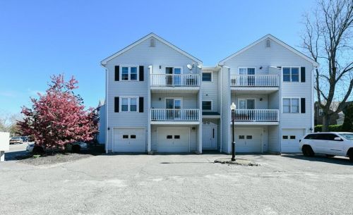 2 Perkins St, Torrington, CT 06790-6844