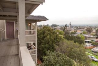 128 Cherry St, Petaluma, CA 94952-2124
