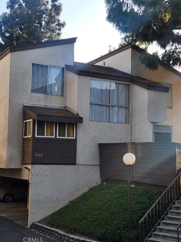 1320 Cabrillo Park Dr, Santa Ana, CA 92701-3115