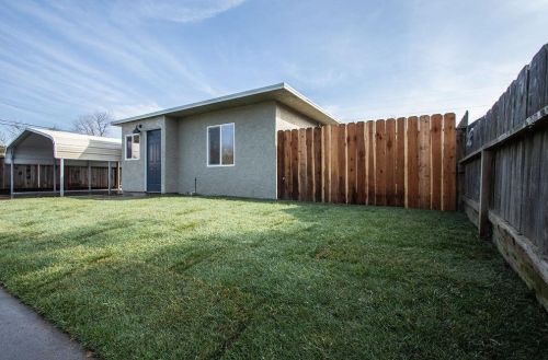 2260 Green St, Merced, CA 95340-4117