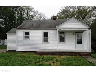 3663 Sewells Point Rd, Norfolk VA  23513-3200 exterior