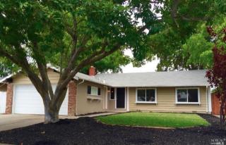 400 Buckeye St, Vacaville, CA 95688-2631