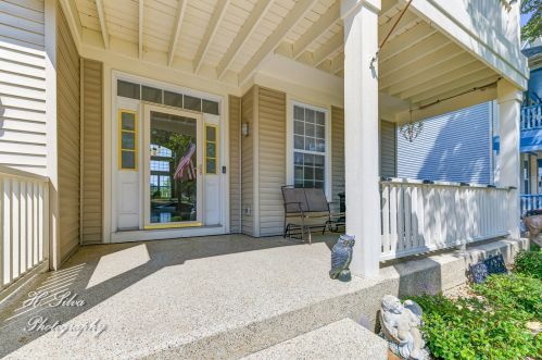 6615 Majestic Way, Carpentersville, IL 60110-3439