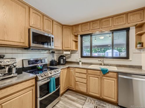 2030 Kingston St, Denver CO  80010-1318 exterior