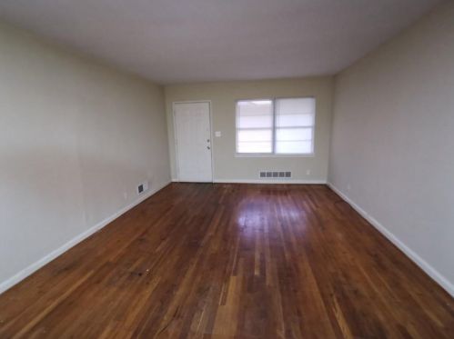 2172 Lenox Rd, Atlanta, GA 30324-4700