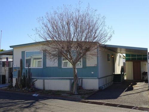 18 Lemon Tree Cir, Vacaville, CA 95687-3232