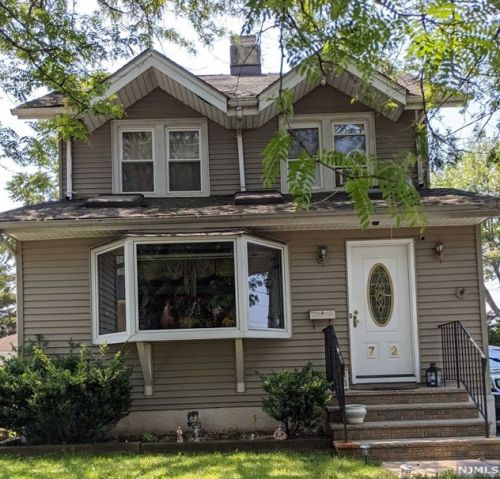 72 Oakwood Ave, Bogota, NJ 07603-1718
