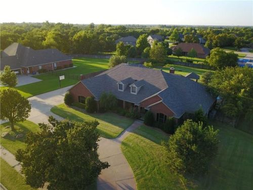 1423 Red River Ter, Mustang, OK 73064-9436