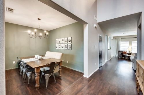 10109 Fox Hill Dr, Fort Worth, TX 76131-3214