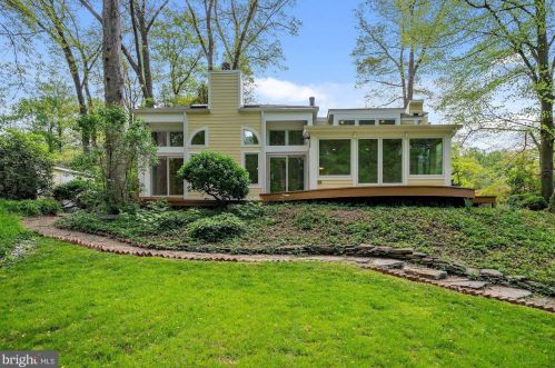 3804 Hummer Rd, Annandale, VA 22003-1506