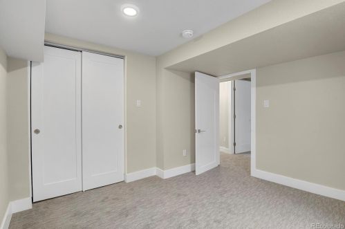 1884 Elm St, Denver CO  80222-4440 exterior