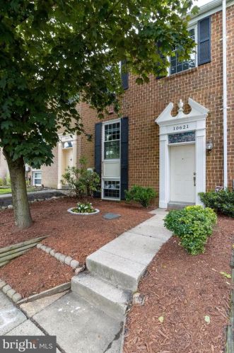 10621 High Beam Ct, Columbia, MD 21044-3621