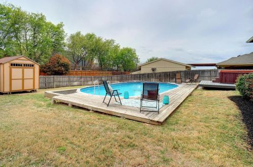 6321 Lake Side Dr, Fort Worth TX 76179 exterior