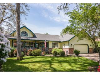 1438 Wimbledon Pl, Springfield OR  97477-8110 exterior
