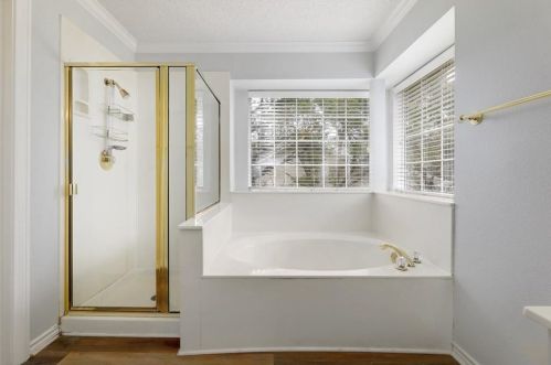 7704 Basil Dr, Austin TX  78750-7930 exterior