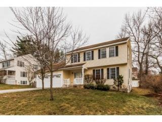 10 Edith Ave, Nashua, NH 03064-1531