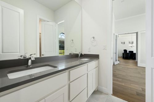 15200 Dorothy Dr, Austin TX  78734-6264 exterior