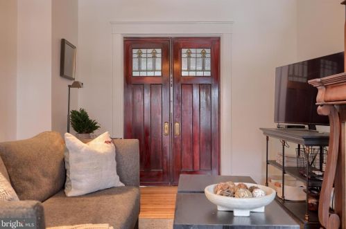 620 Pine St, Lancaster PA  17603-2824 exterior