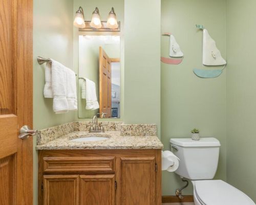 664 Bridle Ridge Rd, Saint Paul MN  55123-1681 exterior