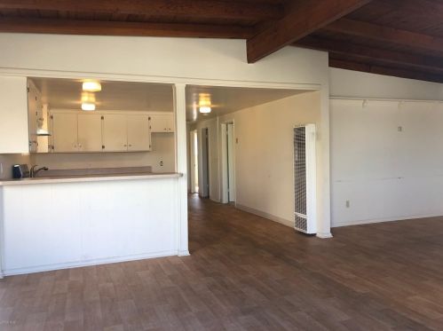 3516 Ocean Dr, Oxnard CA  93035-4345 exterior