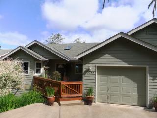 3388 Videra Dr, Eugene OR  97405-6221 exterior